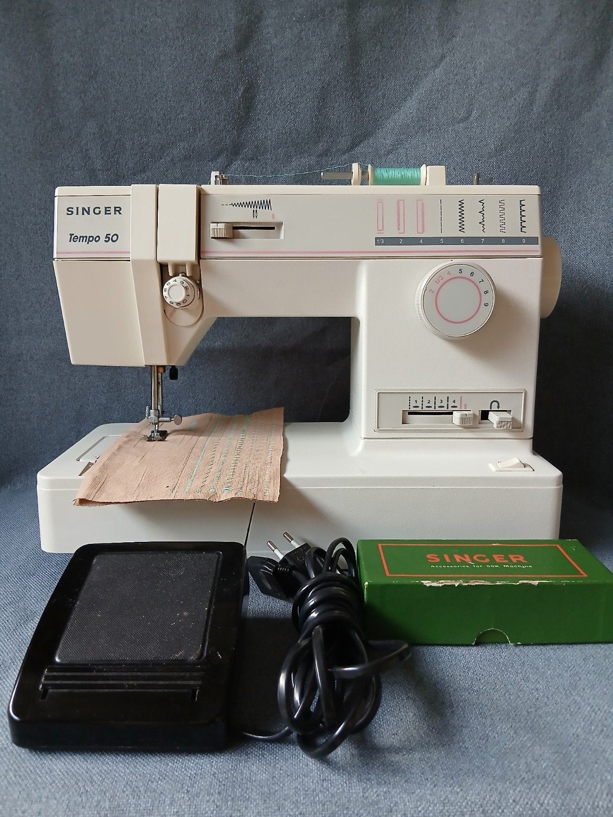 Singer Tempo 50 Naaimachine, Hobby en Vrije tijd, Naaimachines en Toebehoren, Ophalen of Verzenden, Gebruikt, Naaimachine, Overige merken