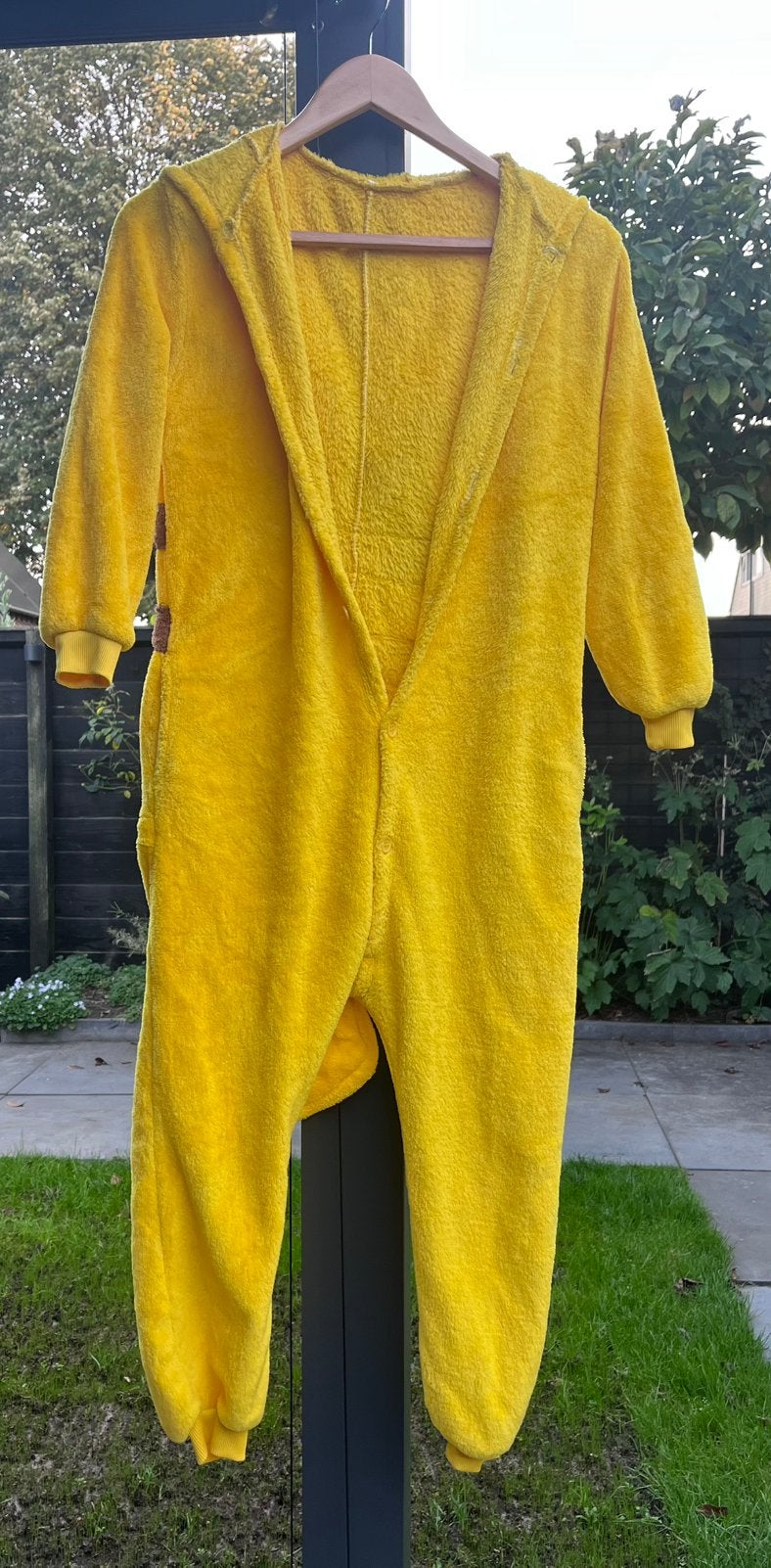 Pikachu pak/onesie. Maat 140, Ophalen of Verzenden, Gebruikt, 134 t/m 140, Jongen of Meisje
