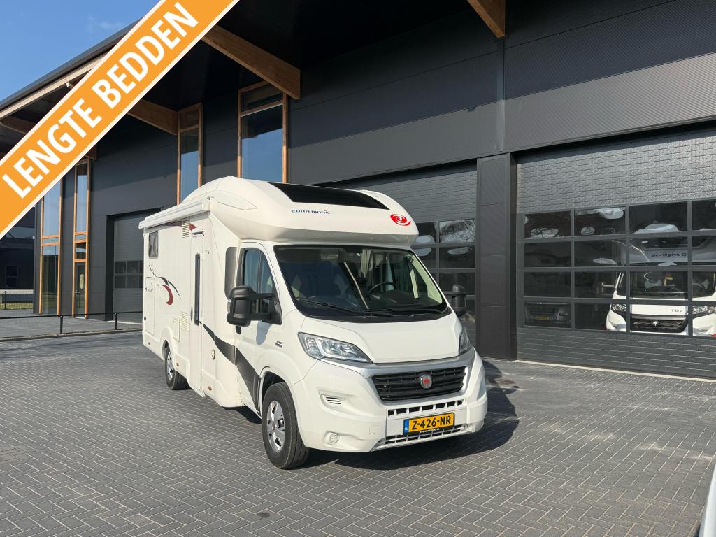 Eura Mobil 720 model 2015 49.000KM ! lentebeden Hefbed, Caravans en Kamperen, Campers, Airbags, Ringverwarming, Bedrijf, Koelkast