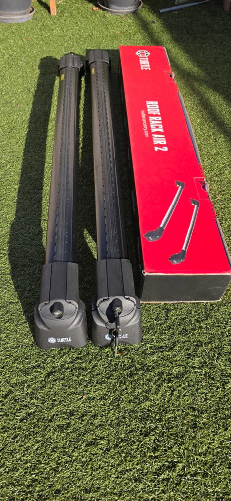 Turtle Air 2 dakdragers, Auto diversen, Dakdragers, Ophalen of Verzenden, Zo goed als nieuw