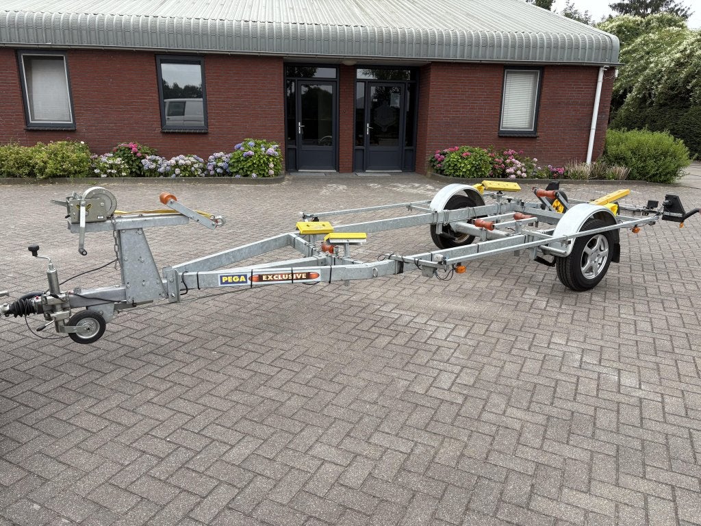 PEGA Exclusive Boottrailer 570x190cm 1800 kg bj 2008 trailer, Gebruikt