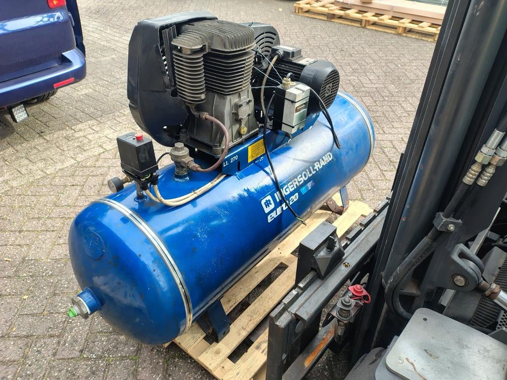Ingersolrand compressor, Doe-het-zelf en Verbouw, Compressors, 100 liter of meer, Ophalen, Gebruikt, 6 tot 10 bar
