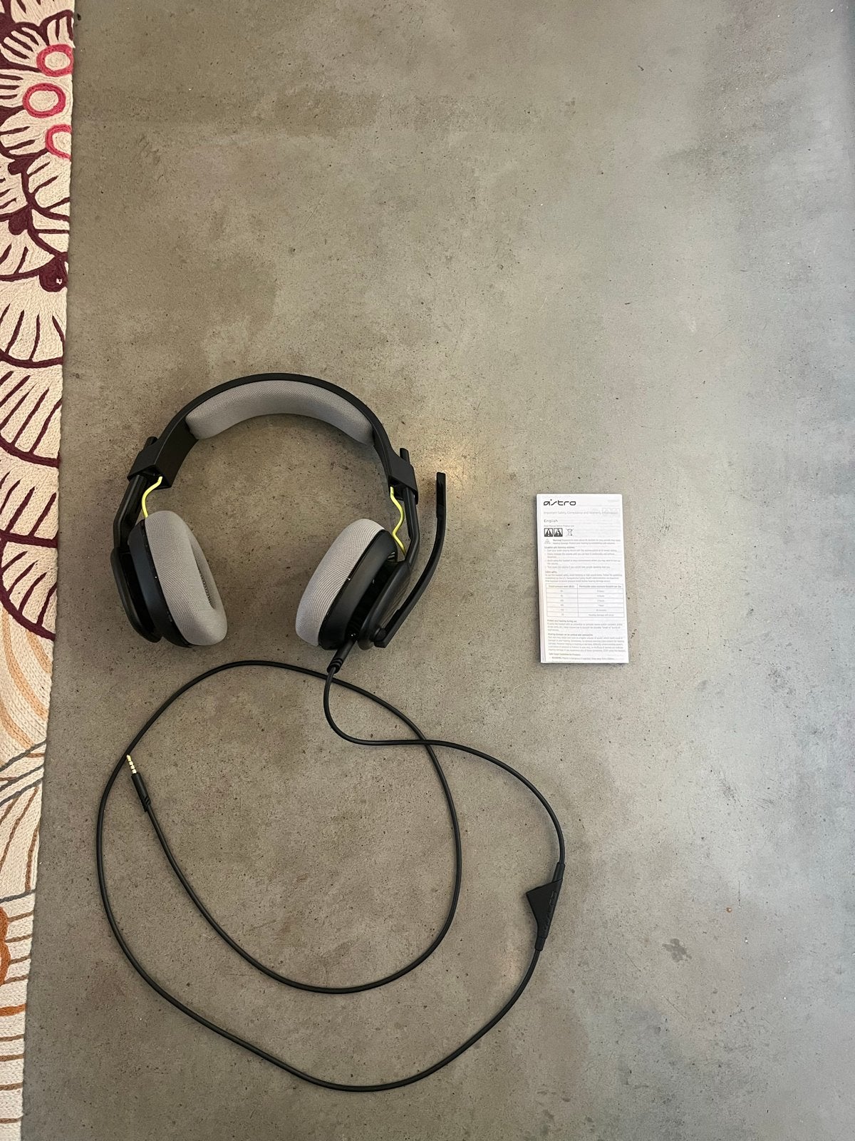 Astro A10 Gaming Headset - Zwart/Grijs met Microfoon, Ophalen of Verzenden, Zo goed als nieuw, Over-ear, Gaming headset