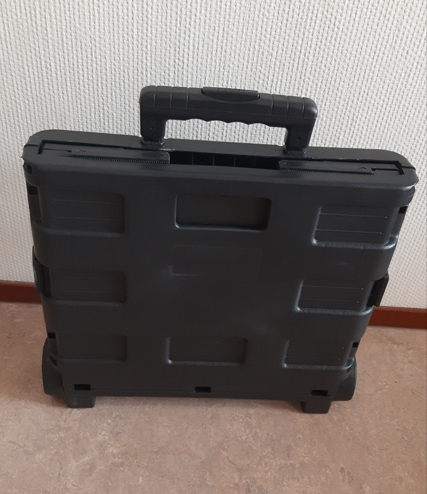 Opvouwbare krat met wielen en hendel., Ophalen, Nieuw, Krat, Opvouwbaar
