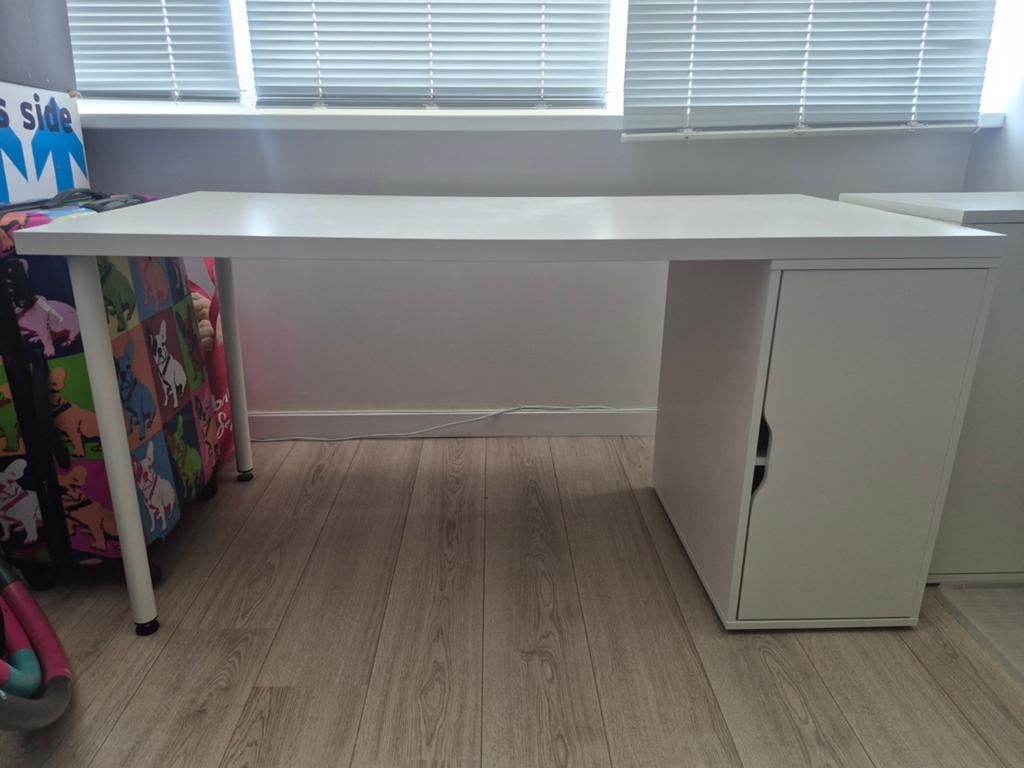 Ikea bureau Lagkapten, Ophalen, Zo goed als nieuw