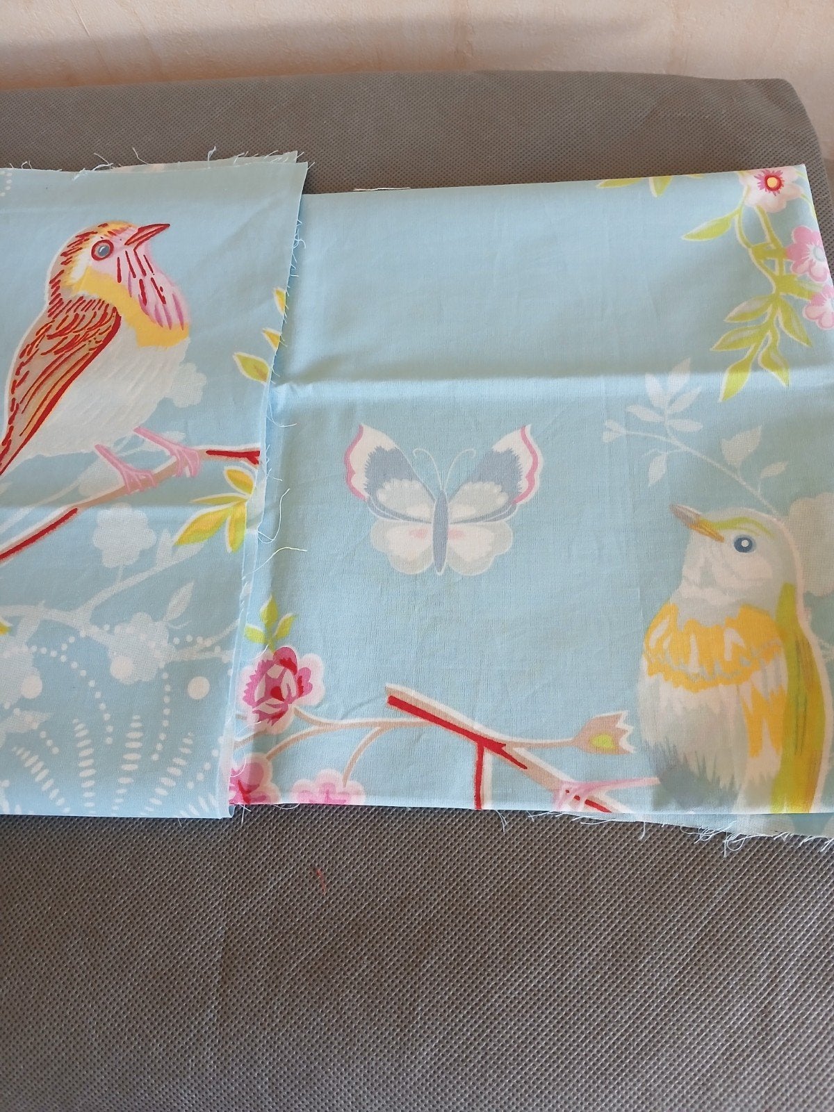 2x lapje stof van Pip Studio, Hobby en Vrije tijd, Stoffen en Lappen, Blauw, 120 cm of meer, Nieuw, Ophalen of Verzenden