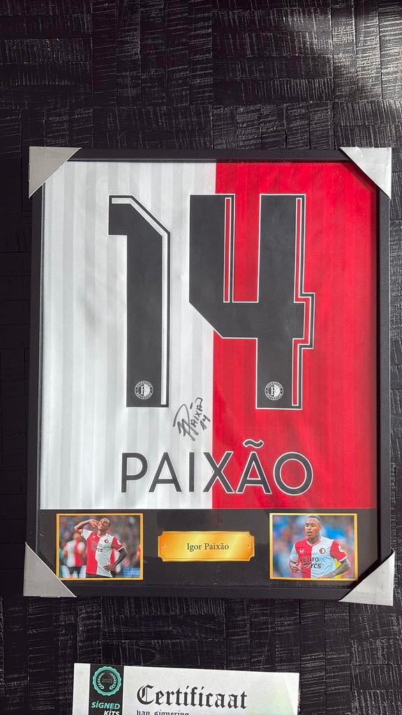 Gesigneerd Feyenoord shirt Igor Paixao ingelijst, Ophalen of Verzenden, Zo goed als nieuw, Feyenoord, Shirt