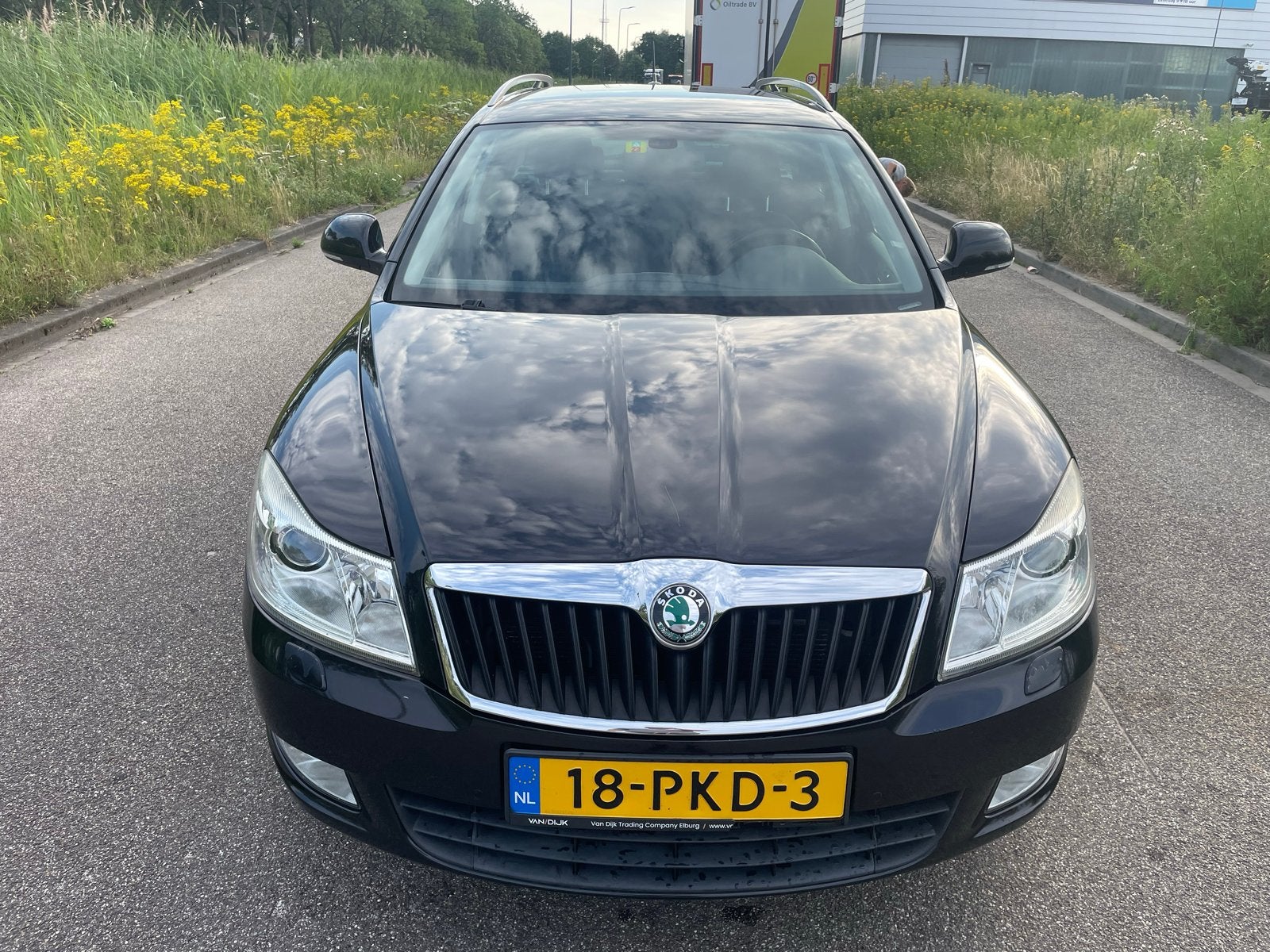 Skoda Octavia 1.2 TSI Combi 2011 Zwart, Auto's, Voorwielaandrijving, Stof, Zwart, 4 cilinders