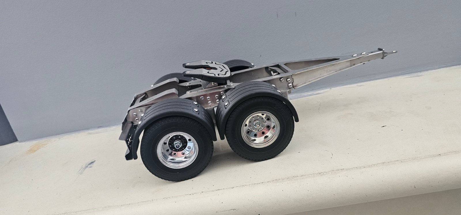 RC Truck Oplegger Chassis met Dubbele Assen, Schaal 1:14, Nieuw, Onderdeel, Overige typen