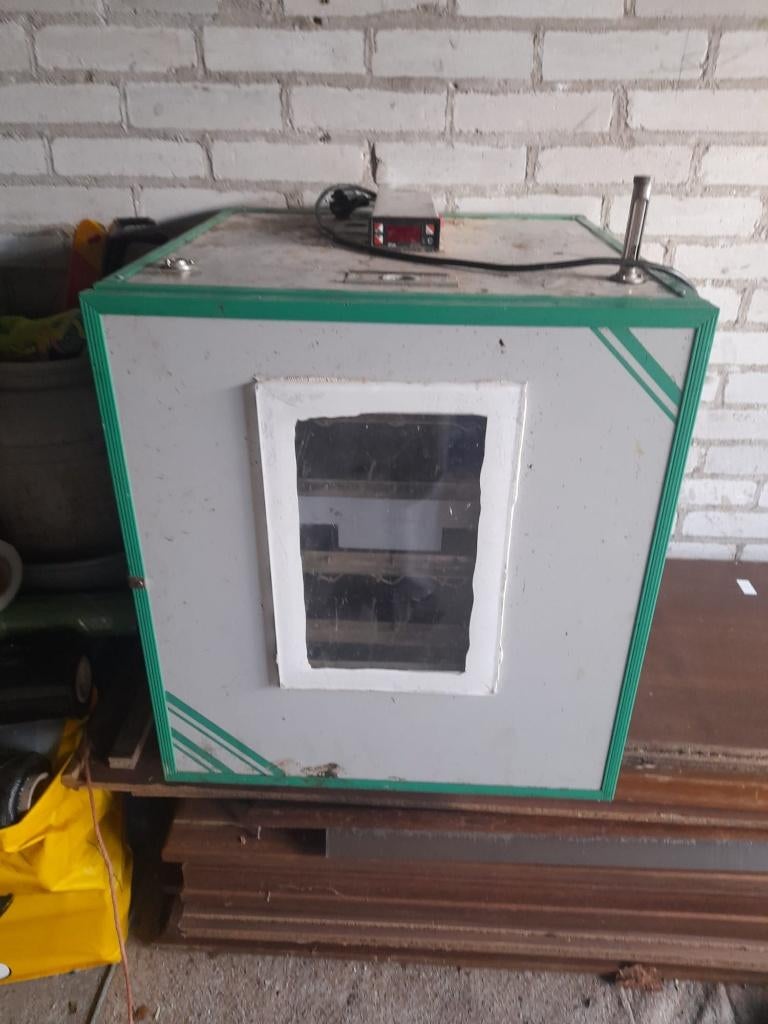 Te koop broedmachine, Ophalen, Gebruikt, Broedmachine