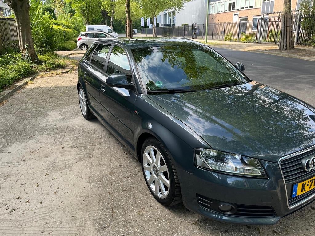 Audi A3 1.8 Tfsi Sportback 118KW 2009 Grijs, Voorwielaandrijving, 15 km/l, 4 cilinders, Leder en Stof