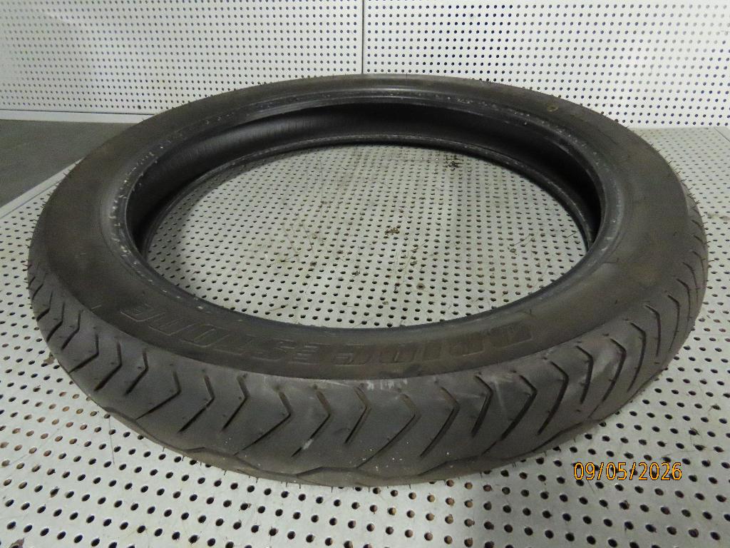 Voorband Bridgestone 100/90-19" Exedra Max F Band Front, Ophalen of Verzenden, Bridgestone, Gebruikt, Japan