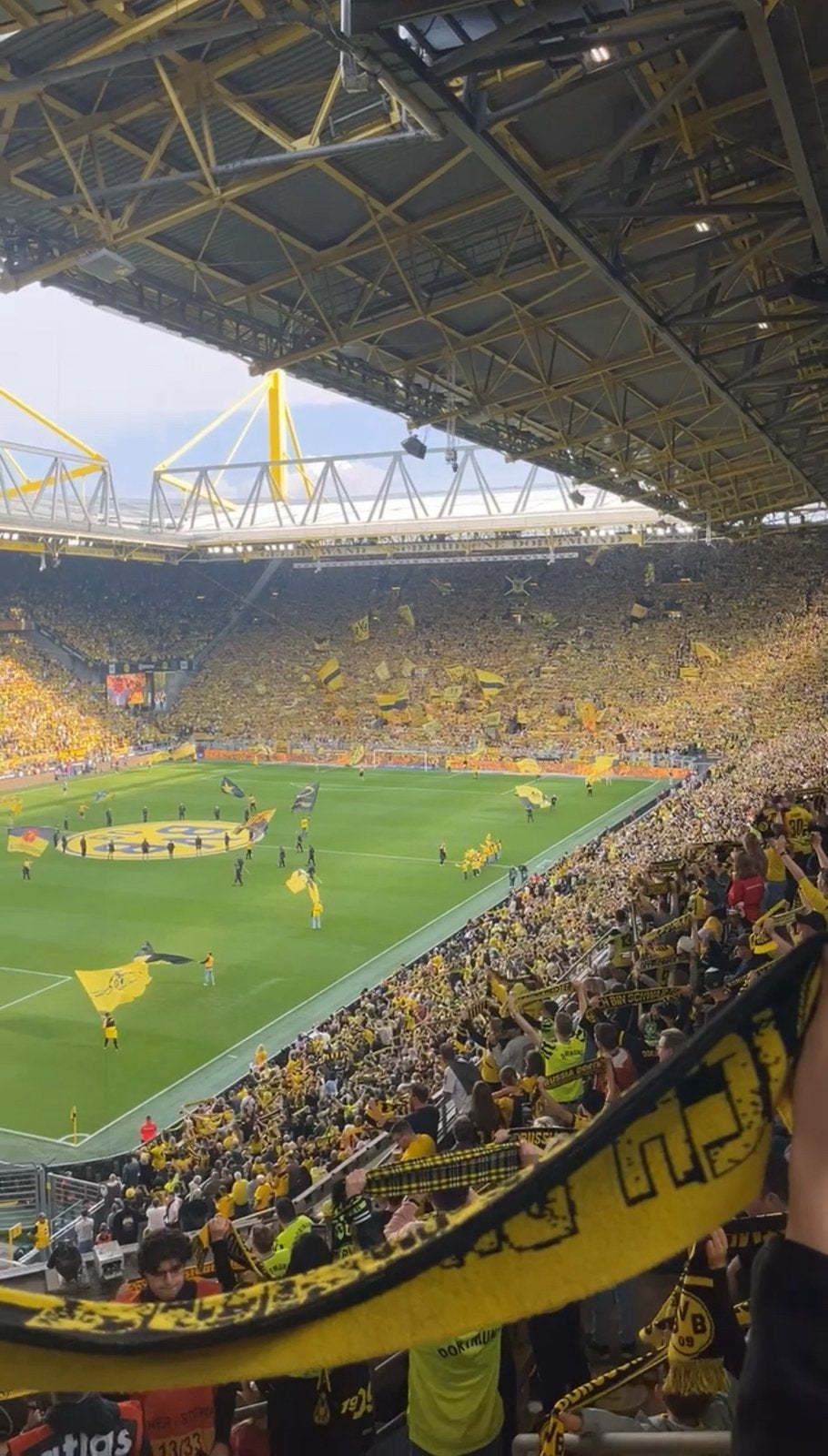 6 wedstrijd tickets Dortmund - Frankfurt, Losse kaart, Drie personen of meer, Oktober