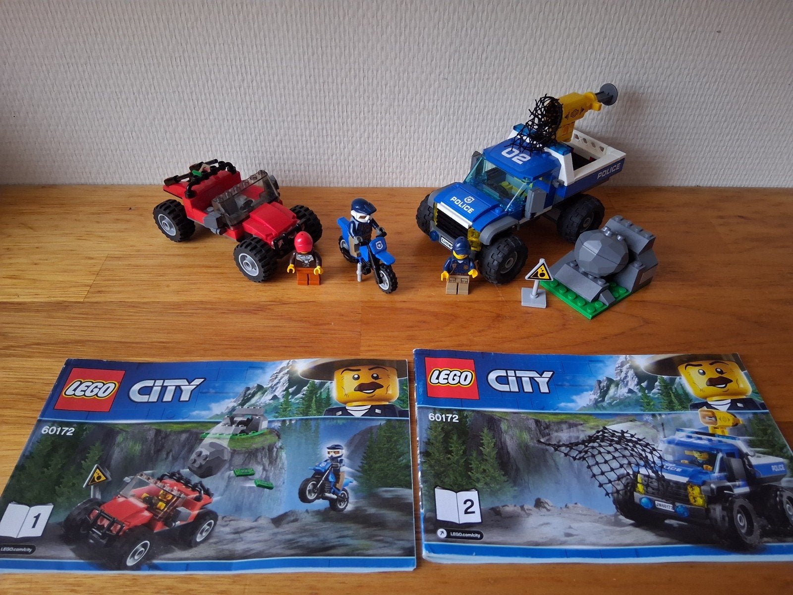 Lego city politie in de bergen 60172 complete set + boekjes, Ophalen of Verzenden, Zo goed als nieuw