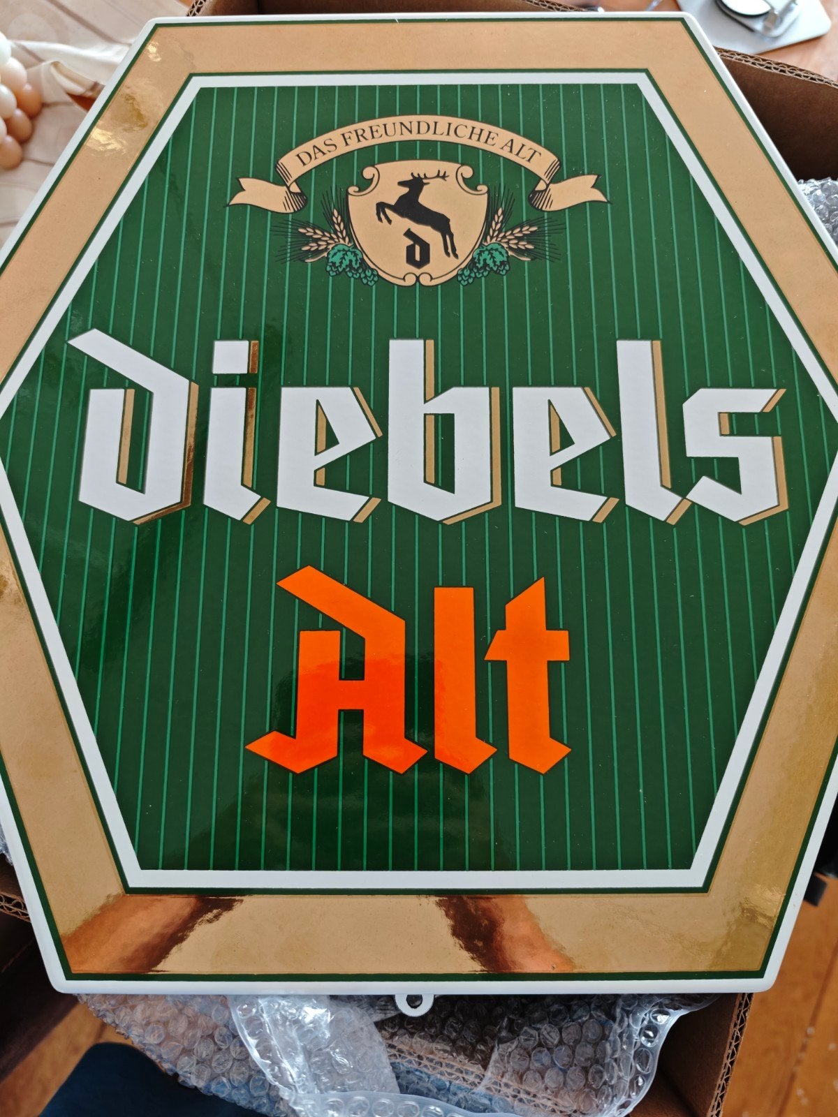 Nieuw emaille Diebels Alt bord., Verzamelen, Biermerken, Ophalen of Verzenden, Nieuw, Reclamebord, Plaat of Schild, Overige merken