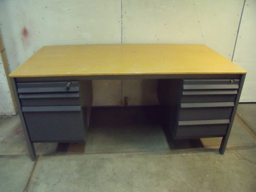 Ahrend bureau, Ophalen, 160 cm, Gebruikt, Grijs