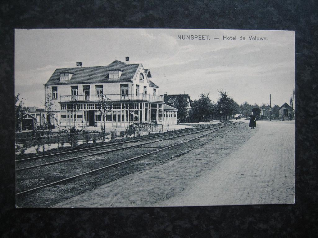 NUNSPEET Hotel de Veluwe met tramrails, Verzenden, Voor 1920, Gelderland