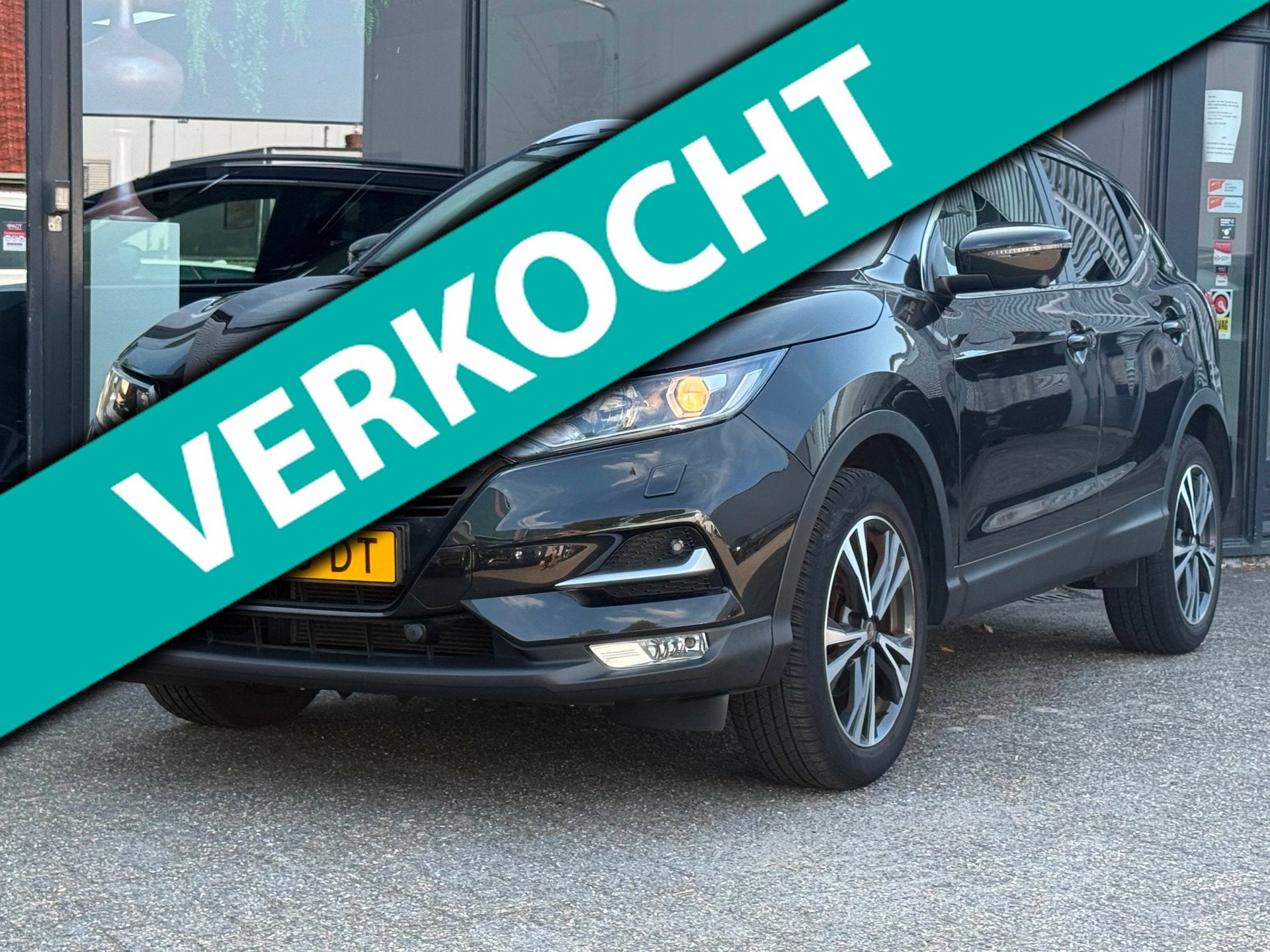 Nissan Qashqai 1.2 N-Connecta PANO/360CAMERA, Auto's, Automatische klimaatregeling, Stof, Gebruikt, Euro 6