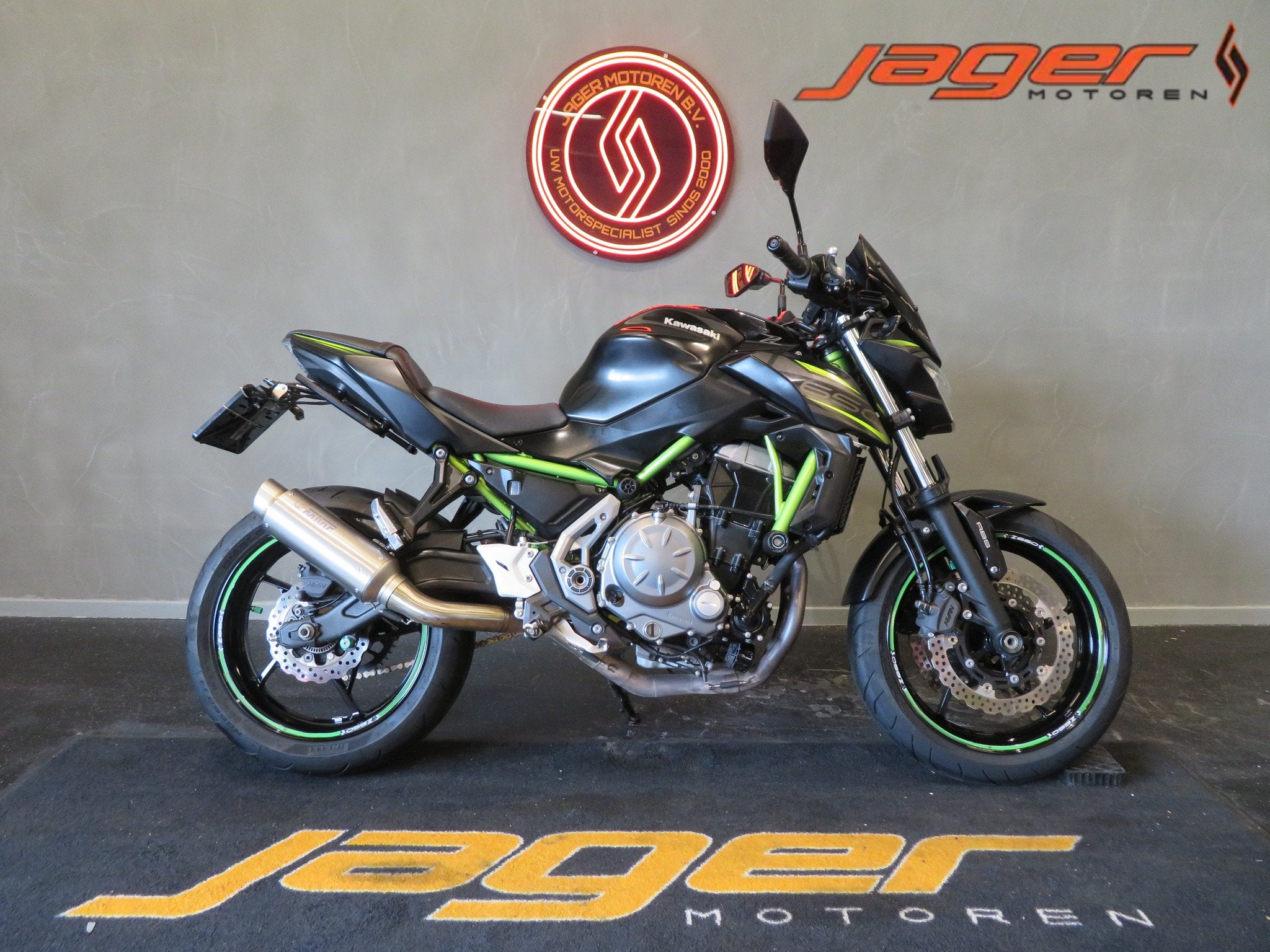 Kawasaki Z 650 BLACK EDITION HISTORIE TOP! (bj 2018), Motoren, 649 cc, Naked bike, Gebruikt, Bedrijf