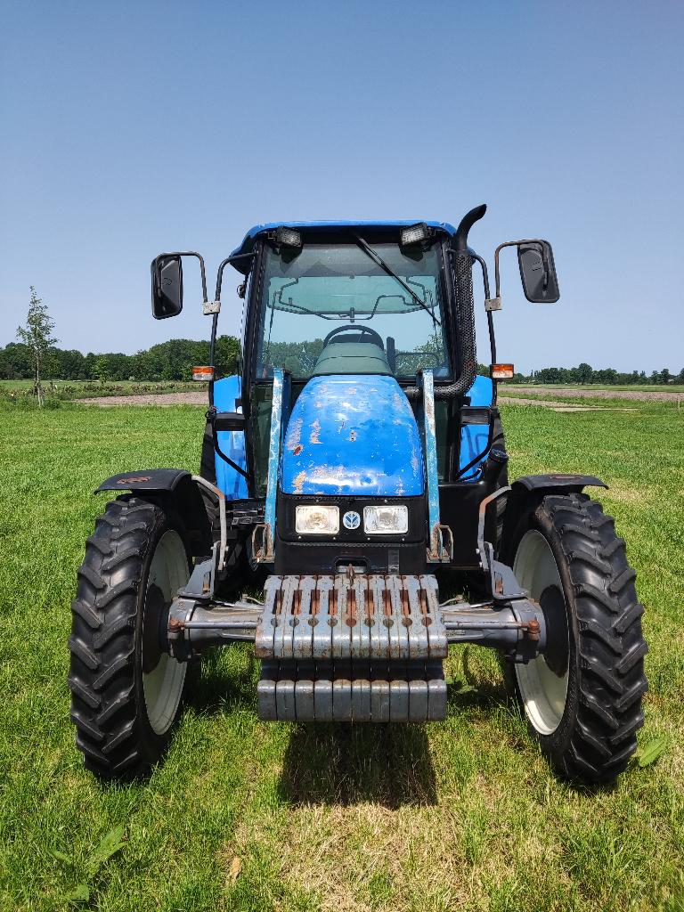 NEW HOLLAND tractor (type TL90, 90 pk, 5.768 uur, 4WD,), Gebruikt, New Holland, New Holland, Ophalen of Verzenden