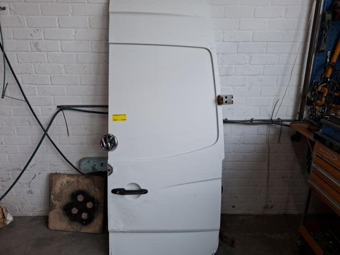 Portier 4Deurs rechts-achter van een Volkswagen Crafter (LB9