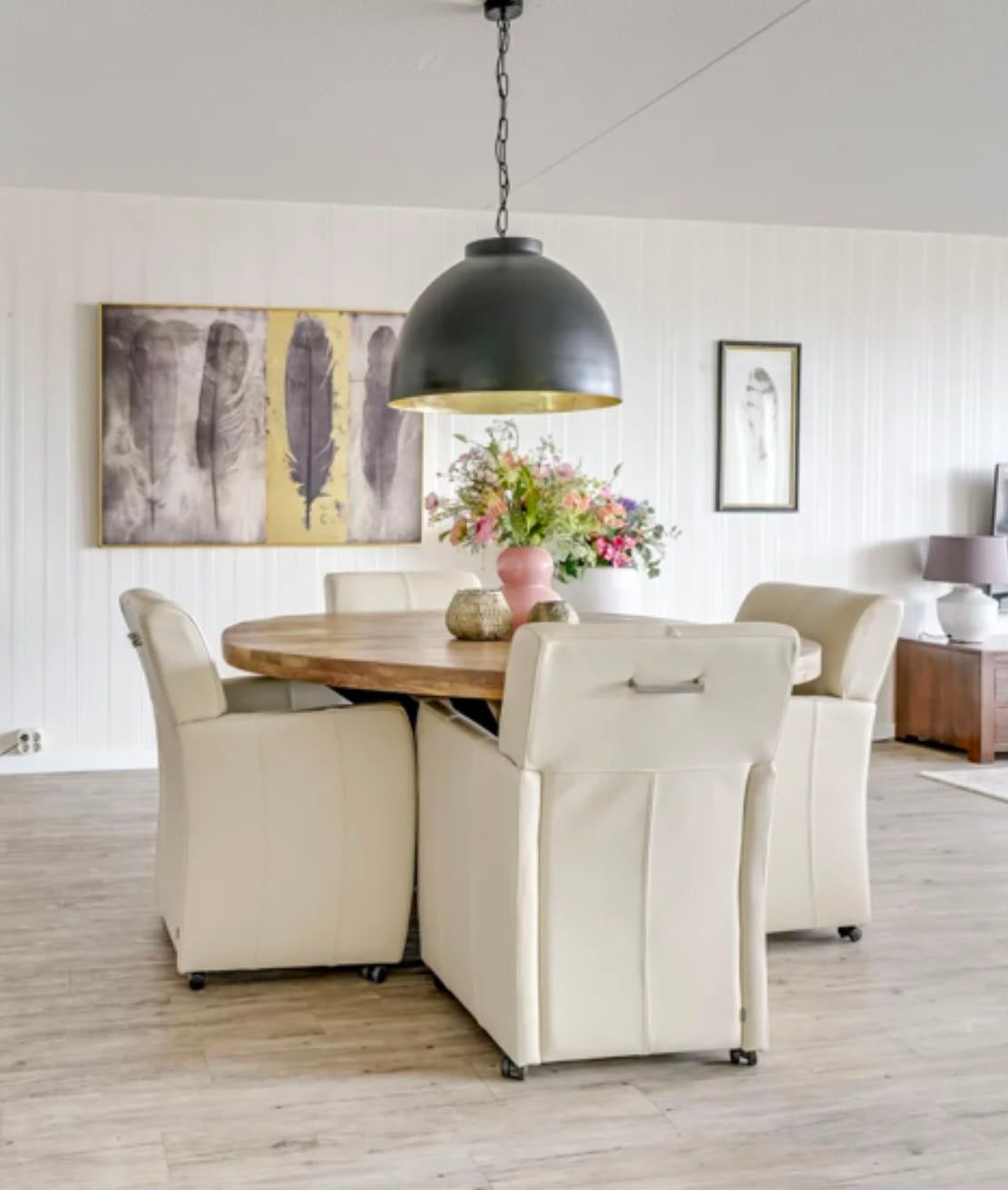 Leren eettafel stoelen 4x creme kleur, Ophalen, Zo goed als nieuw, Overige kleuren, Vier