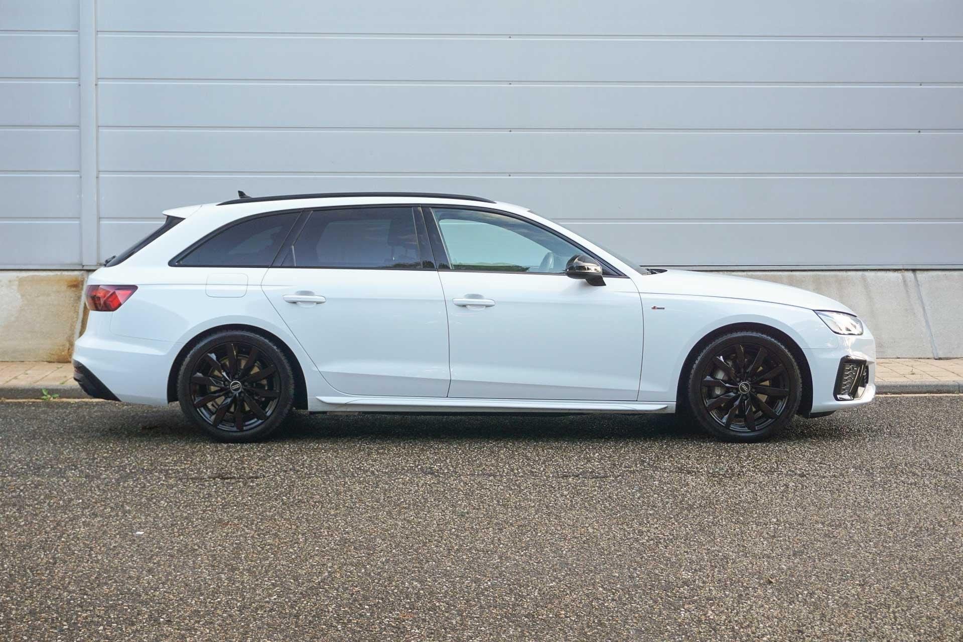 Audi A4 Avant 40 TFSI 204pk MHEV S edition Competition | Tre, Auto's, Gebruikt, 4 cilinders, 1984 cc, Wit