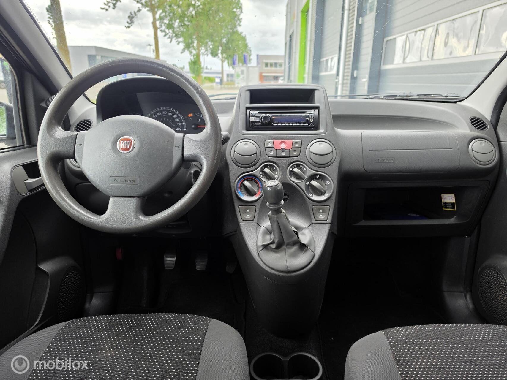 Fiat Panda 1.1 | APK 28-2-2027 | DISTRIBUTIERIEM VERVANGEN, Auto's, Fiat, Voorwielaandrijving, Stof, Zwart, 4 stoelen
