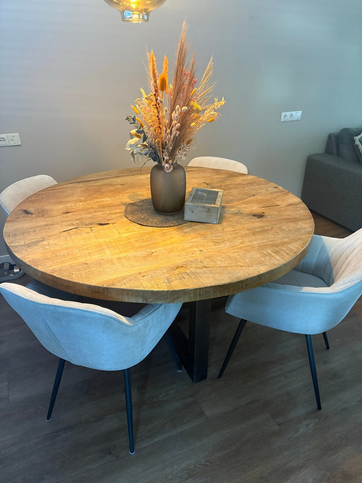 Ronde mangohouten eettafel met metalen onderstel, Ophalen, 100 tot 150 cm, Rond, Zo goed als nieuw