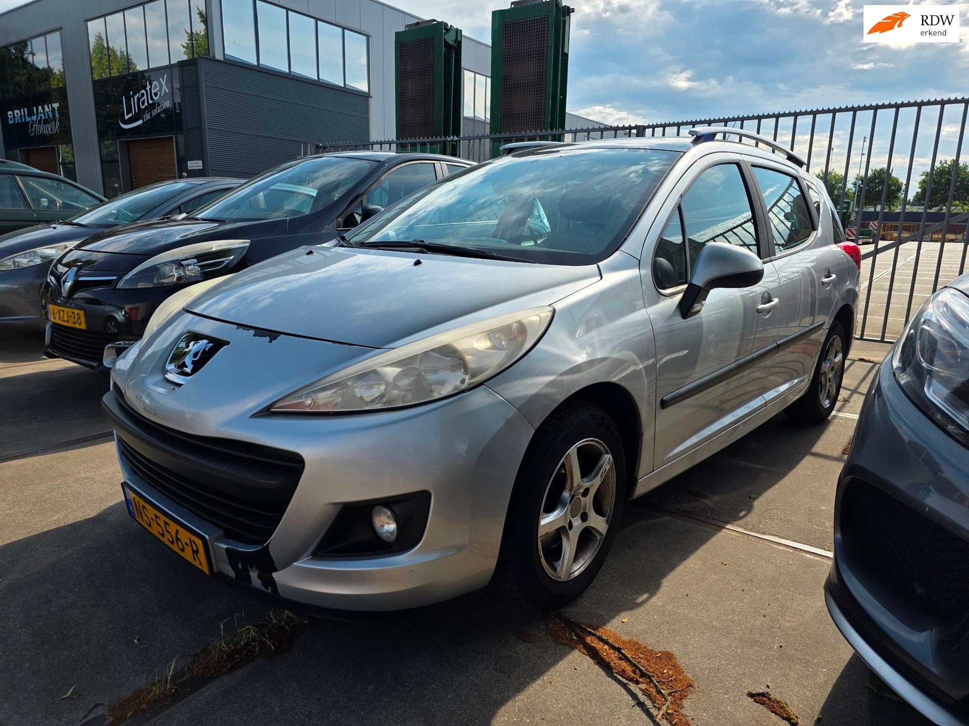 Peugeot 207 SW 1.4 VTi Blue Lease Executive, Voorwielaandrijving, Gebruikt, Handgeschakeld, Euro 4