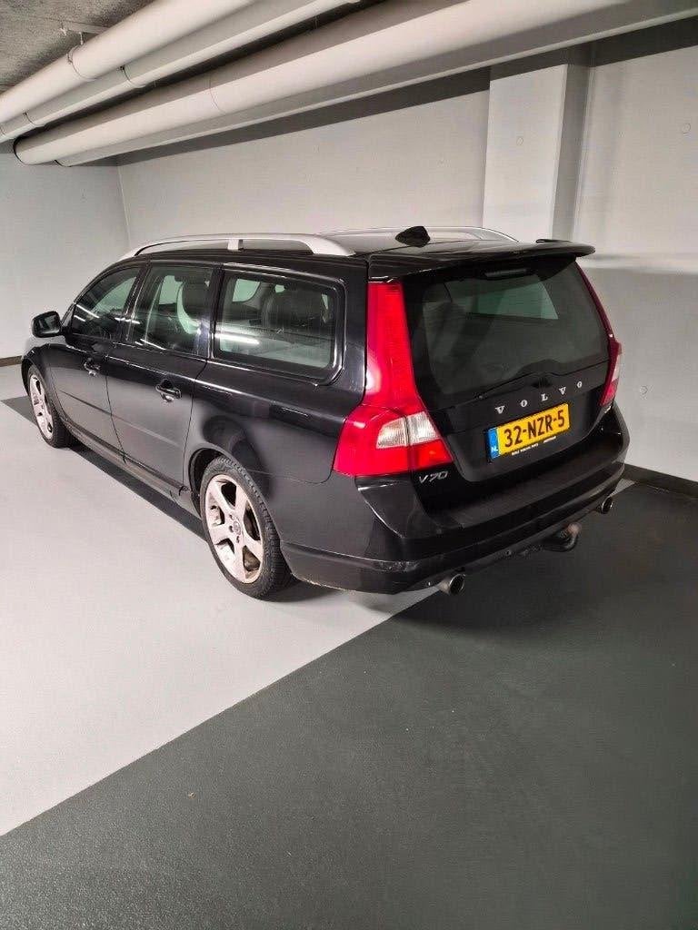Super lekkere Volvo V70 2.0 T AUT 2011 Zwart LPG, Zwart, 4 cilinders, Zwart, Stationwagon