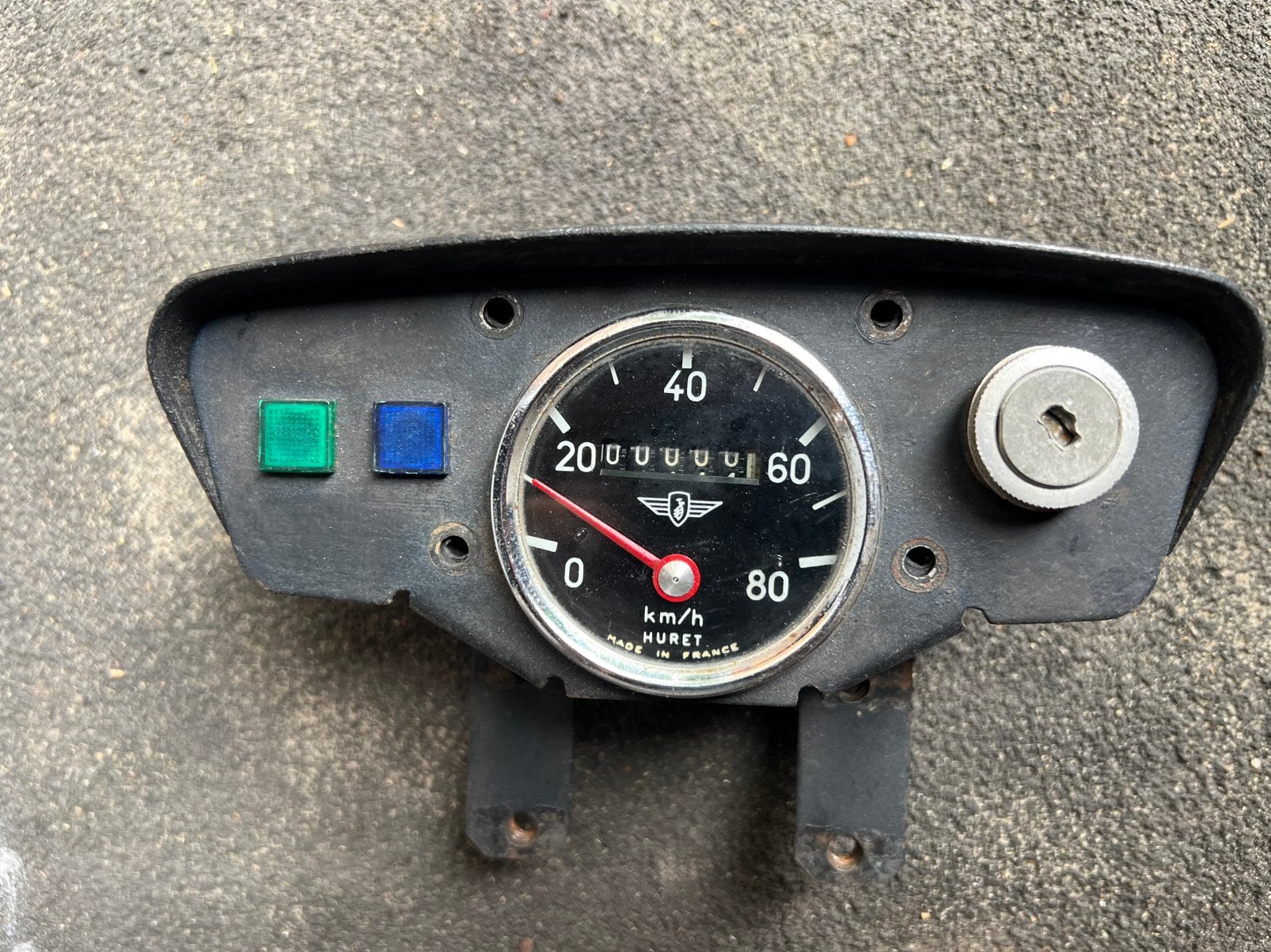 Kleine cockpit Zundapp met originele Huret teller, Ophalen of Verzenden, Gebruikt, Cilinder