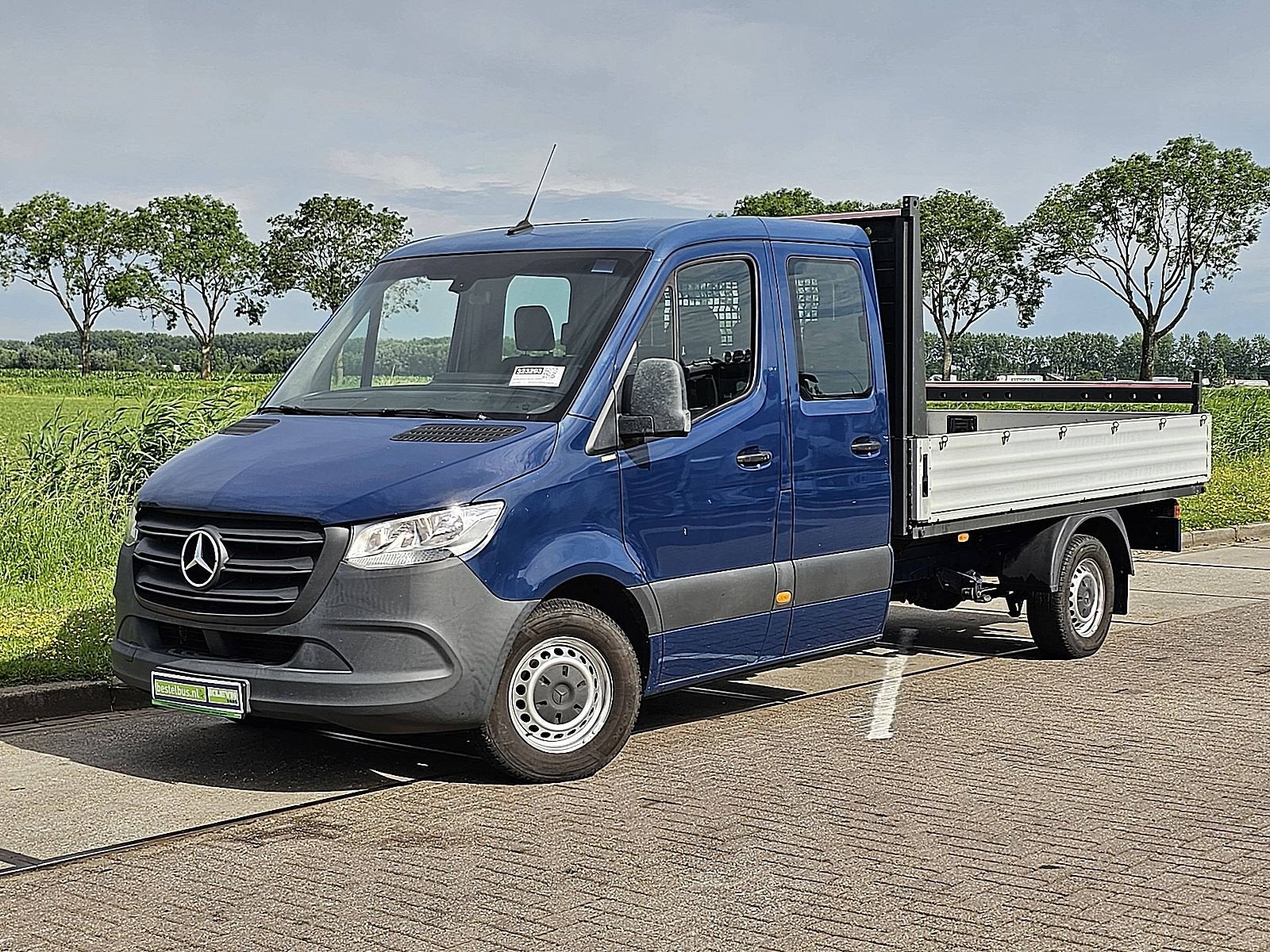 MERCEDES-BENZ SPRINTER 317 l3 open laadbak dc!, Auto's, Gebruikt, Euro 6, Blauw, 7 stoelen