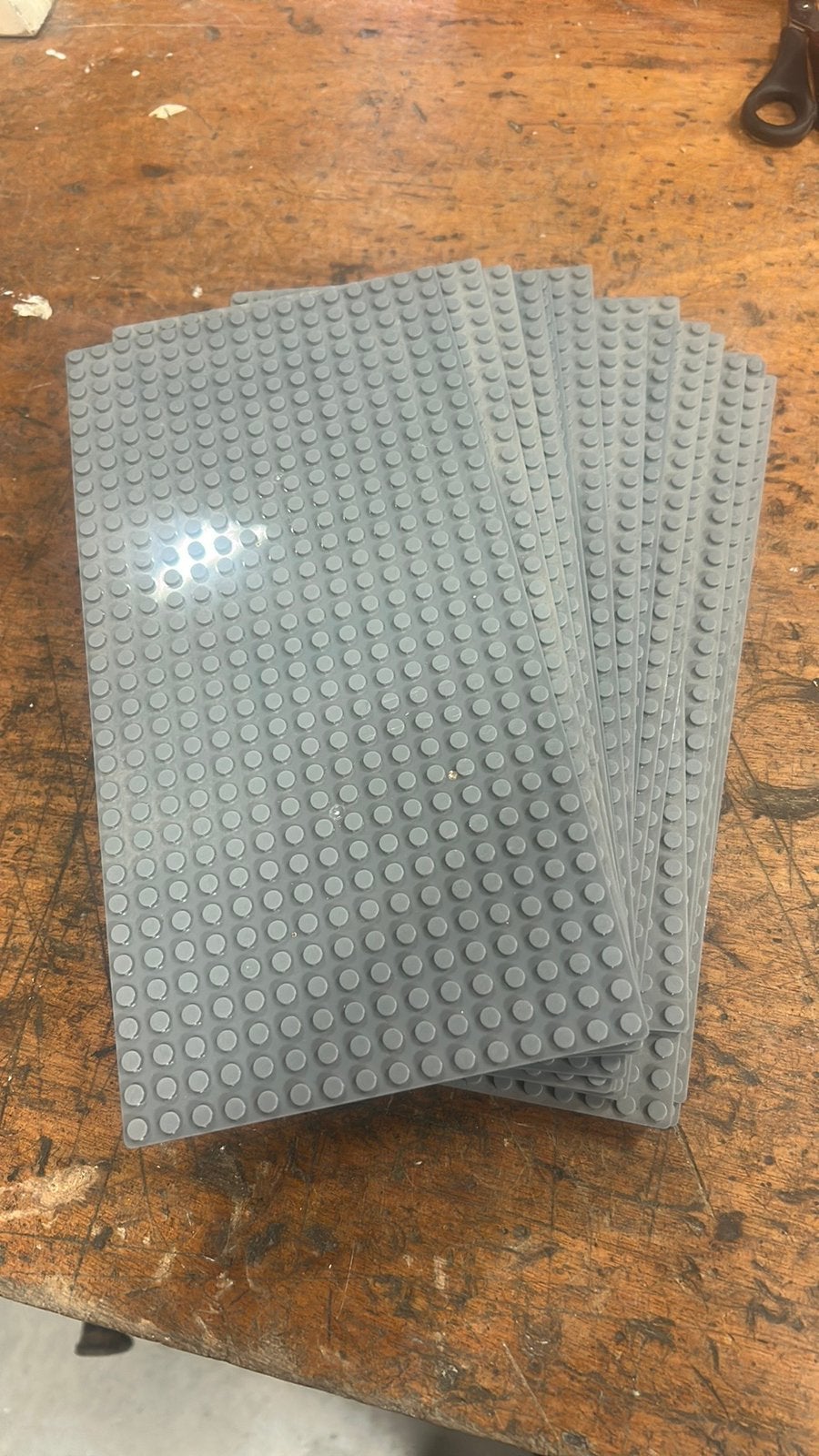 Lego grondplaten, donkergrijs, 16x32. 15 stuks, Lego, Ophalen of Verzenden, Zo goed als nieuw, Compleet