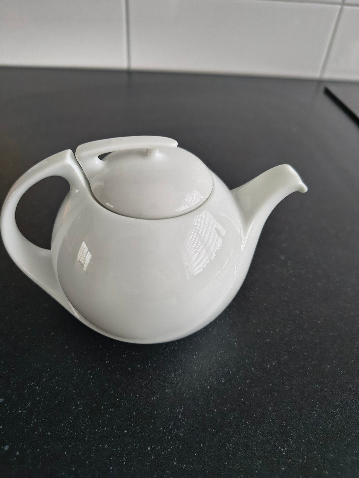 Douwe Egberts 1 persoons theepotje, nieuw, Seltmann Weiden, Ophalen of Verzenden, Nieuw