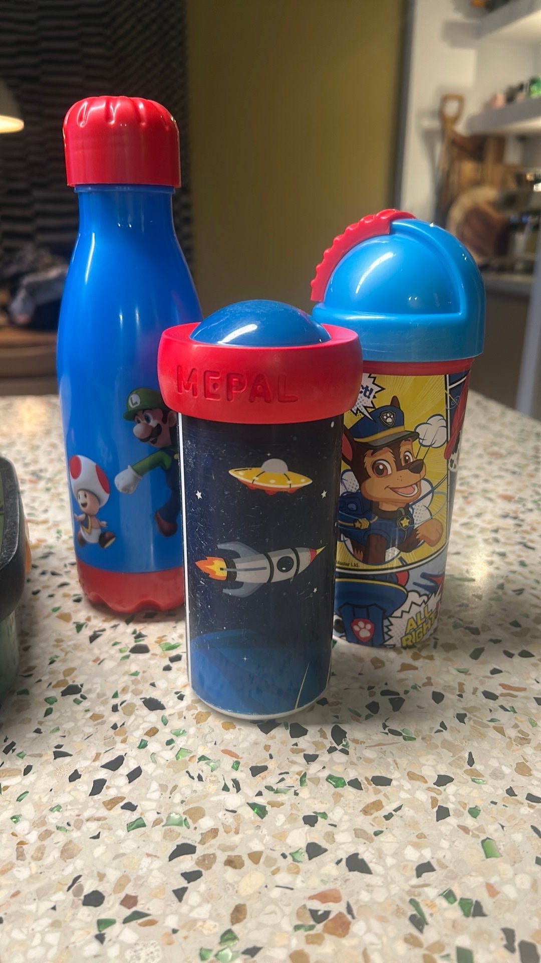 Mepal bekers en broodtrommel, Diversen, Ophalen, Gebruikt