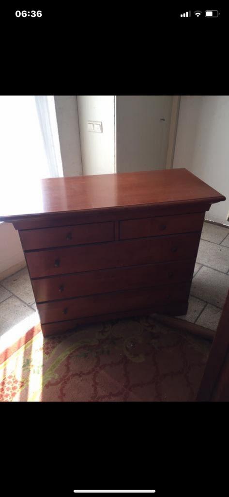 Mahonie fineer Dressior kast.  Was: 230,00 Nu: 150,00!, 100 tot 150 cm, Ophalen of Verzenden, Zo goed als nieuw, Minder dan 100 cm