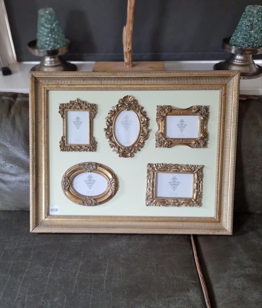 Grote Gouden fotolijst 74 bij 58 cm.   met 5 kleine lijsten., Ophalen of Verzenden, Nieuw