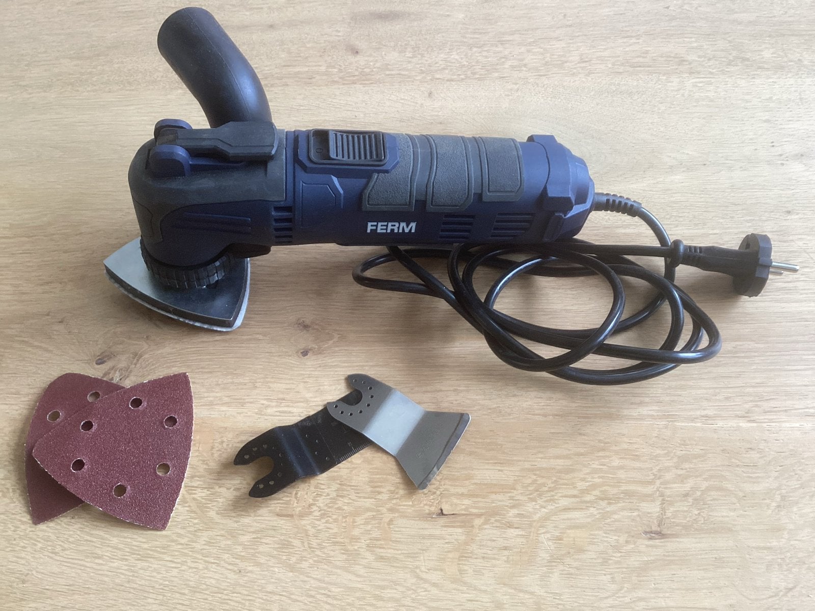 Ferm Multitool 300W, Ophalen of Verzenden, Zo goed als nieuw, Multitool, Ferm