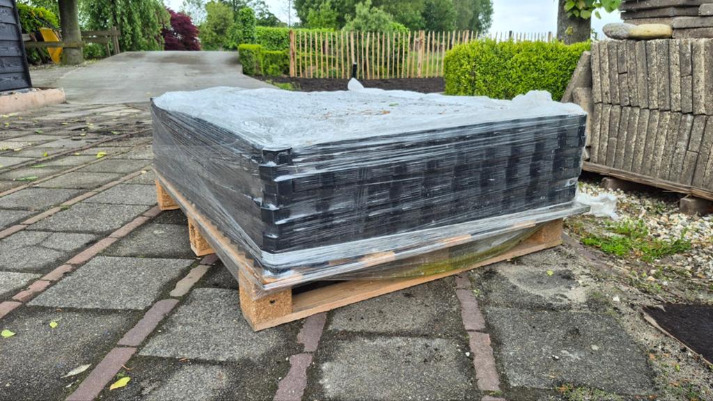 Nieuwe grindmatten zwart met worteldoek, Ophalen