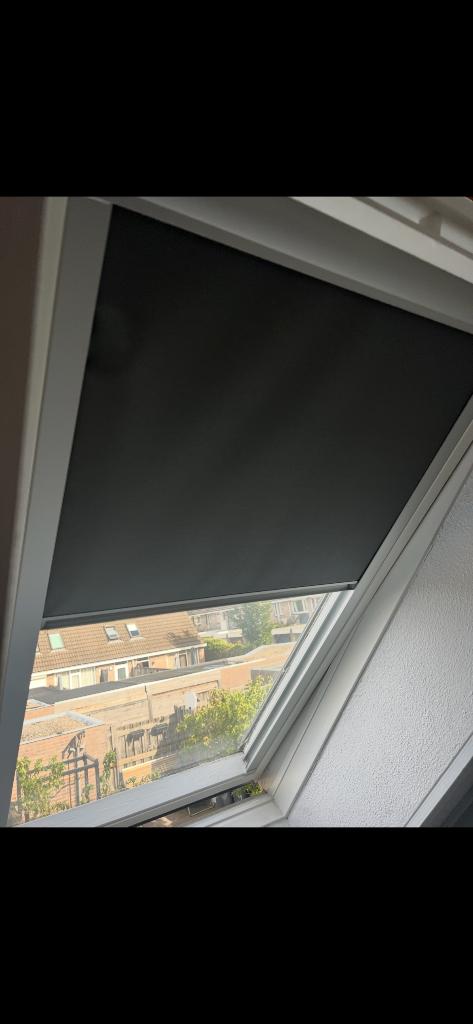 Rolgordijn velux raam, Ophalen, Gebruikt, 100 tot 150 cm, 50 tot 100 cm