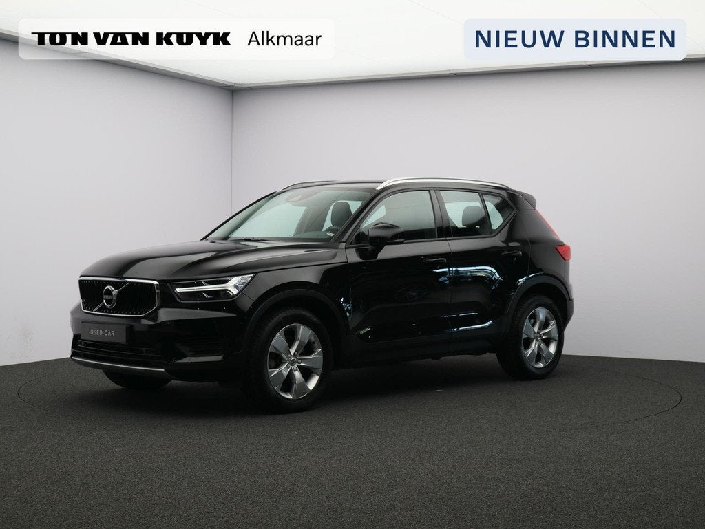 Volvo XC40 2.0 T4 Momentum / Adaptive Cruise / BLIS / Parkee