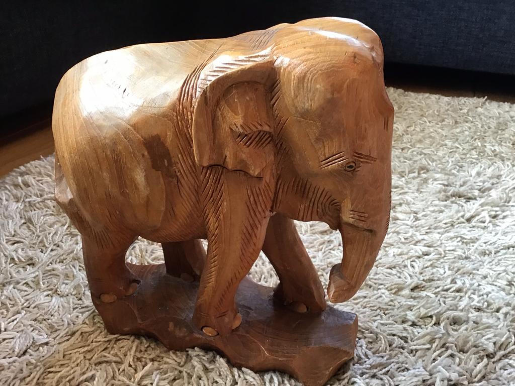 houten olifant, Houtsnijwerk, Ophalen of Verzenden, Zoogdier, 20 - 50 cm