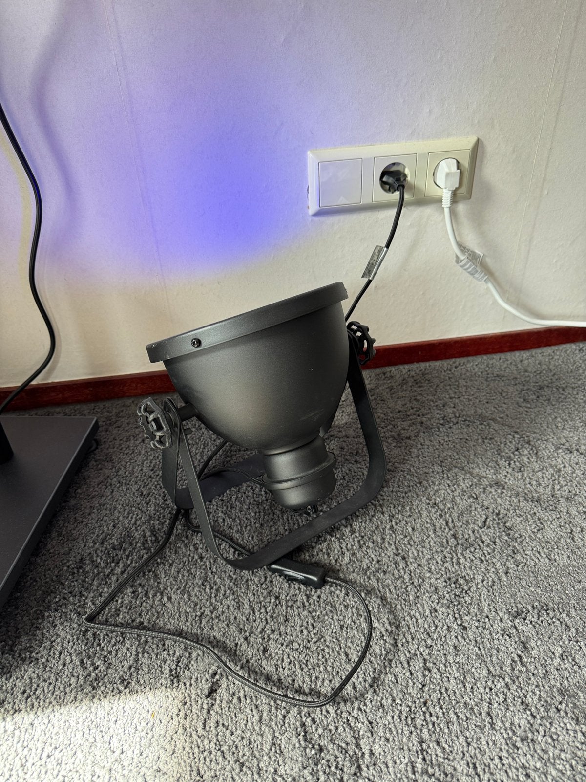 Zo goed als nieuw - Brilliant vloer/tafel lamp INCL HUE, Led-lamp, Minder dan 30 watt, Zo goed als nieuw, E27 (groot)