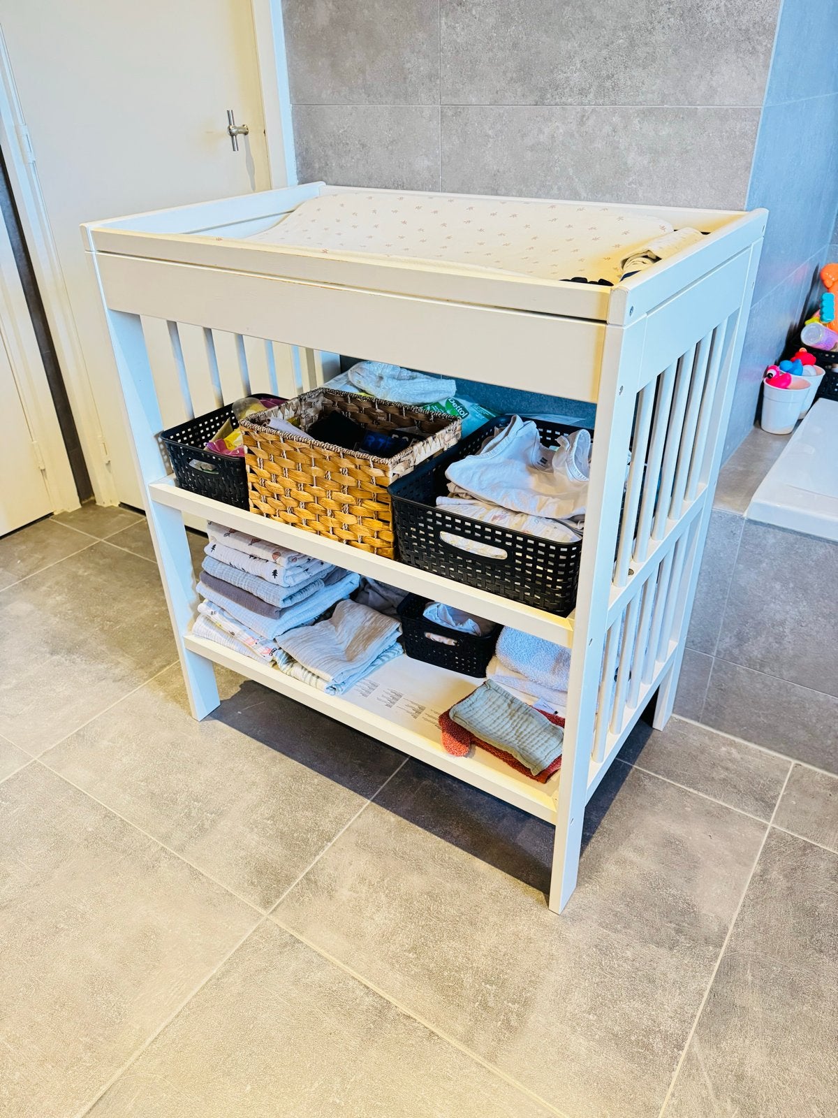 IKEA Commode / Kast met Opbergruimte – Wit, Kinderen en Baby's, Kinderkamer | Commodes en Kasten, Ophalen, Gebruikt, 50 tot 70 cm