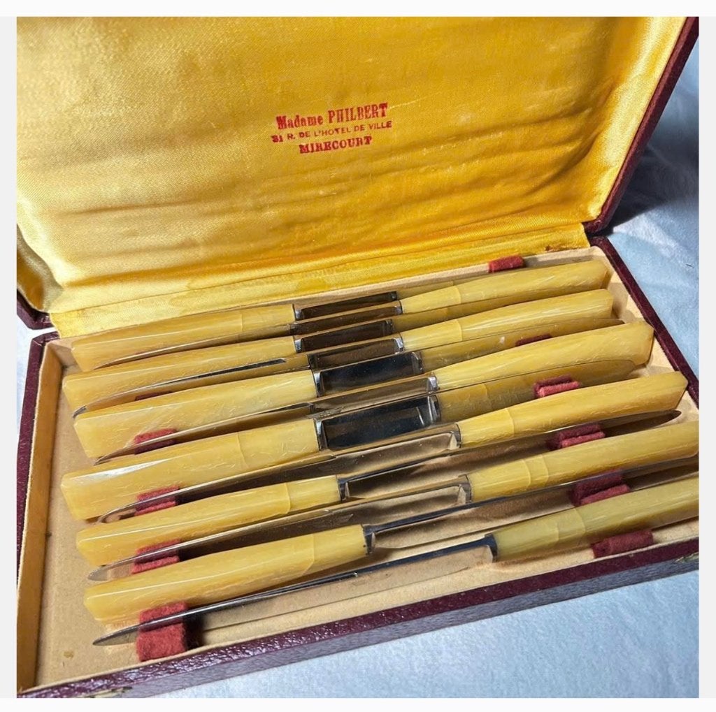 Antiek 12 delige messenset in originele doos Madame Philbert, Antiek en Kunst, Ophalen of Verzenden