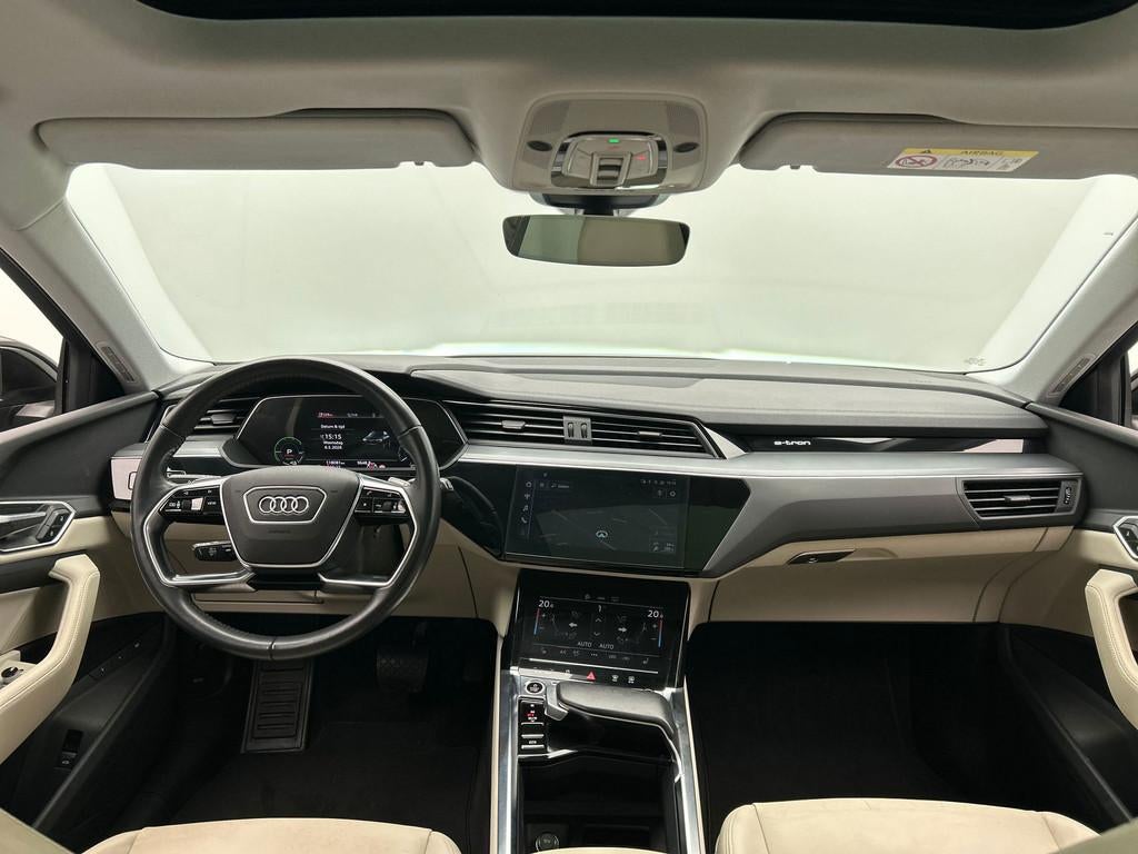 Audi E-tron 55 quattro Business Plus 95 kWh | Pano/Dak | Ada, Automaat, 131 €/maand, Beige, 95 kWh