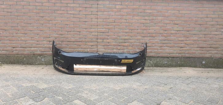 Voorbumper 6x pdc kls VW e-Golf 7.5 facelift bj 2017-2020, Gebruikt, Wolfsburg, Ophalen of Verzenden, Sidali047@hotmail.com