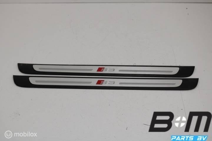 Set instaplijsten voorzijde Audi S3 8V 8V4853491D, Auto-onderdelen, Gebruikt