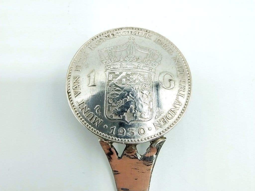 Zilveren muntlepel, gulden en kwartje Wilhelmina, 1930, Antiek en Kunst, Antiek | Bestek, Verzenden